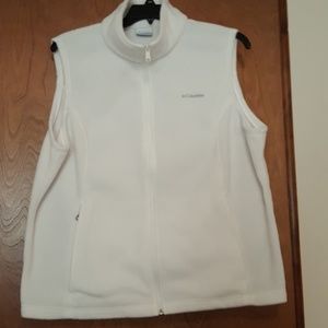 Columbia vest